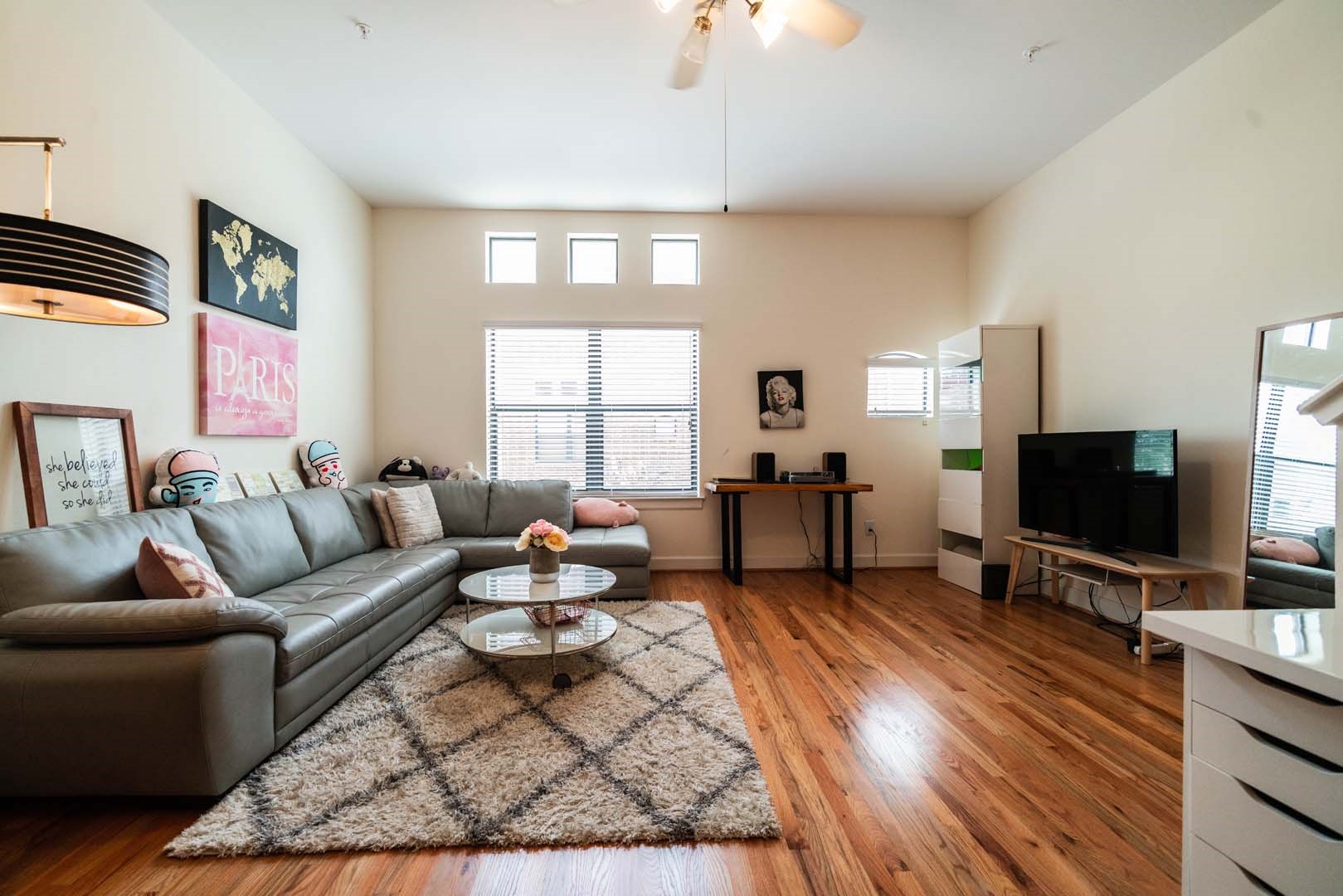 Houston Condo: 2710 Hullsmith Drive