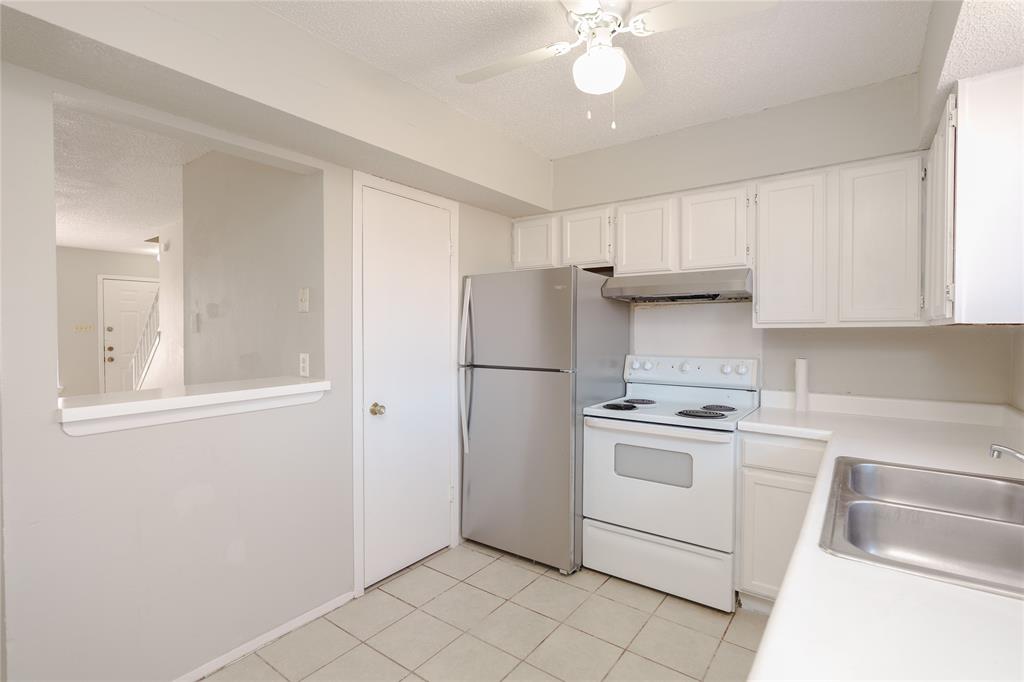 Garland Condo: 2821 Wimbledon Court