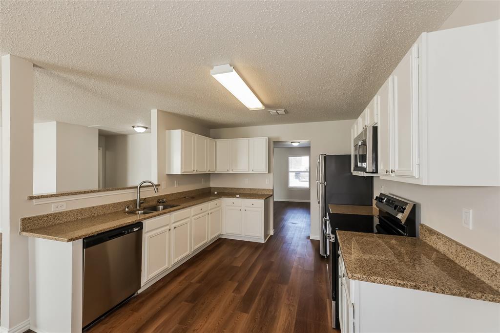 Cedar Hill Condo: 664 Lowe Drive