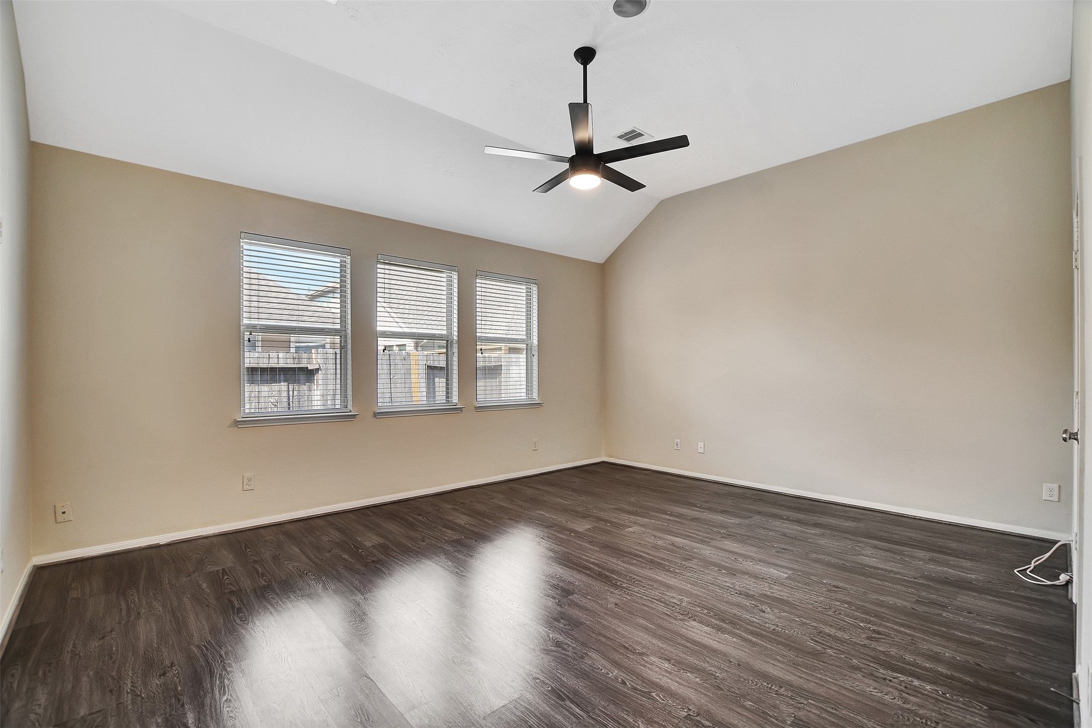 Humble Condo: 15103 Sun Glaze Court