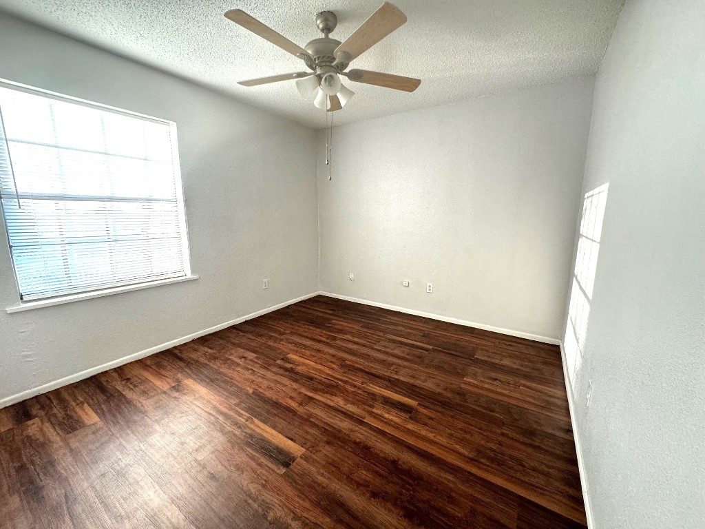 Lockhart Condo: 1307 Center Street