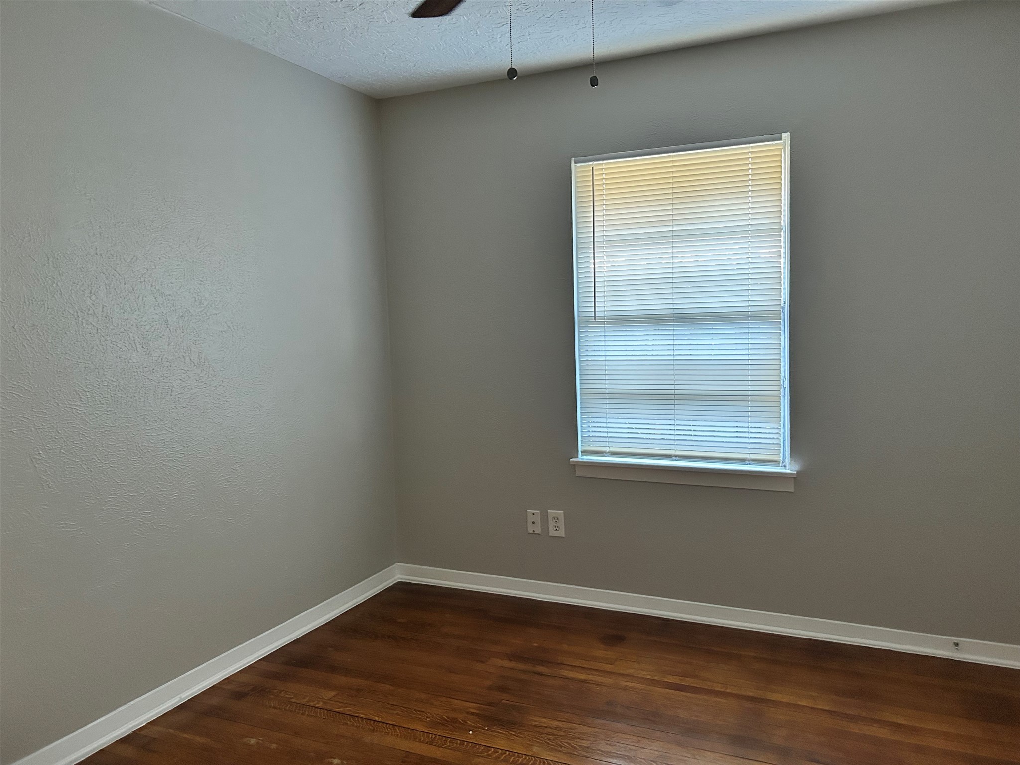 Pasadena Condo: 1504 Greenbriar Avenue