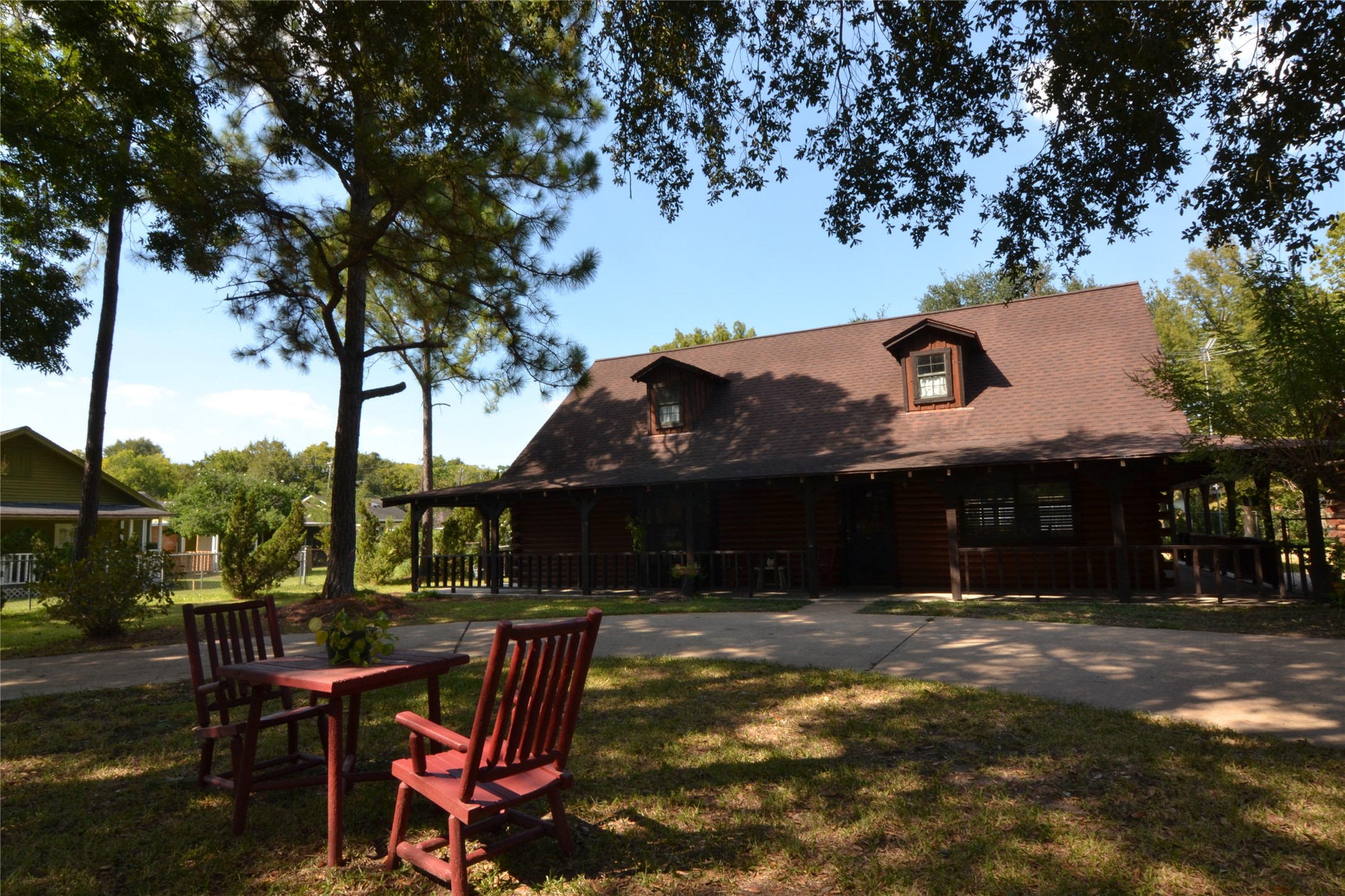 Pasadena Condo: 2611 Primrose Drive