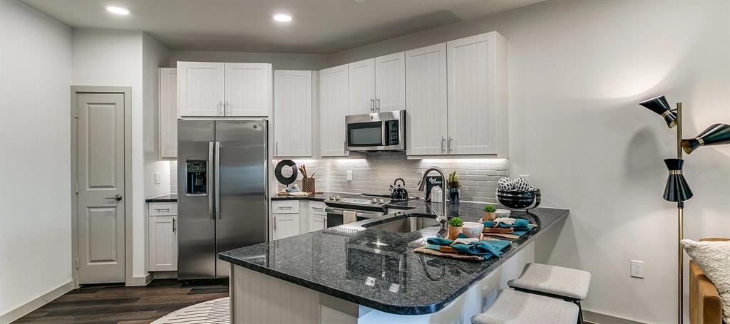 Lewisville Condo: 1000 Grandys Lane