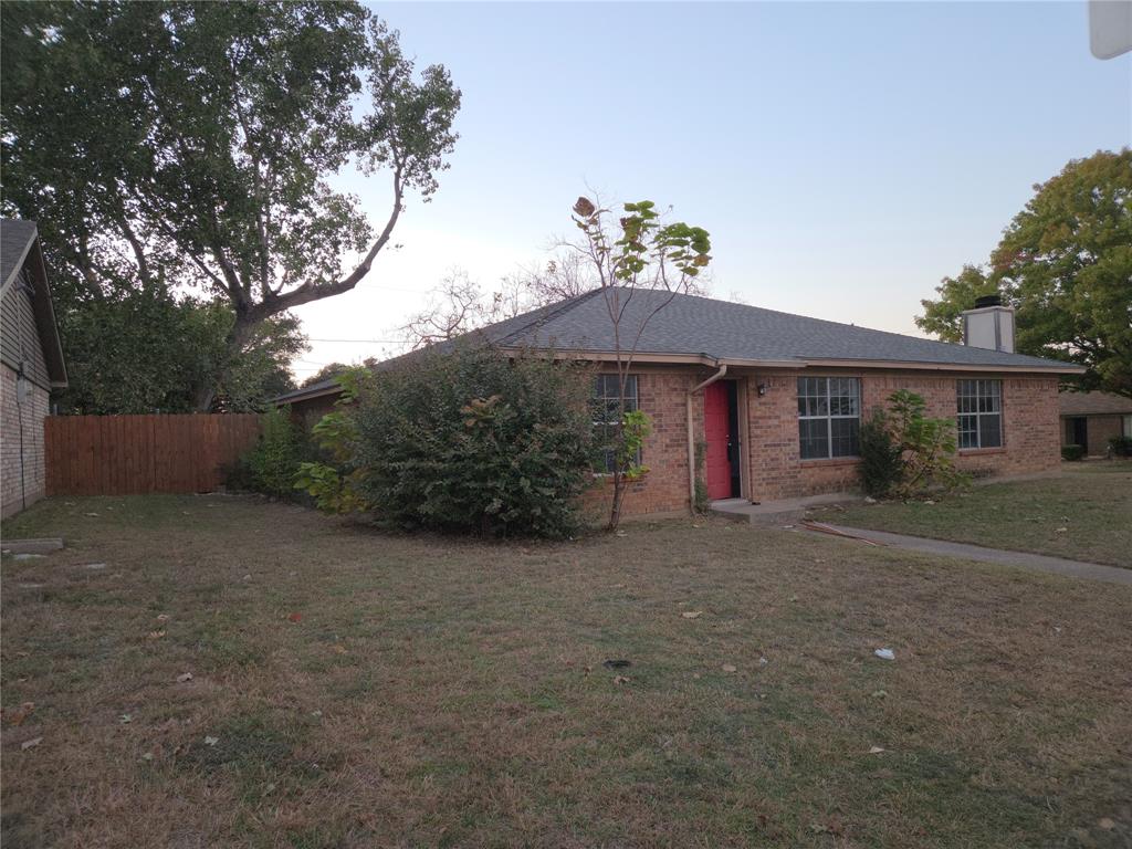 Arlington Condo: 6000 Maple Springs Drive