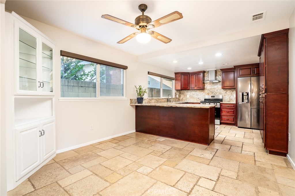 Huntington Beach Condo: 6761 Rook Drive