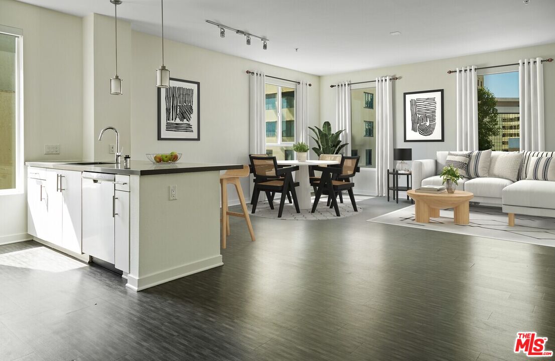 Los Angeles Condo: 1120 West 6th Street