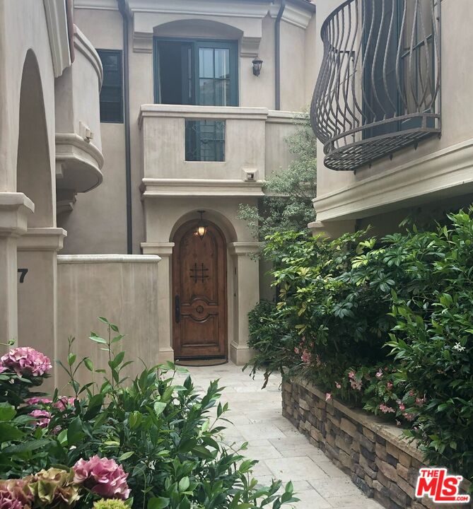 Los Angeles Condo: 11357 Ovada Place