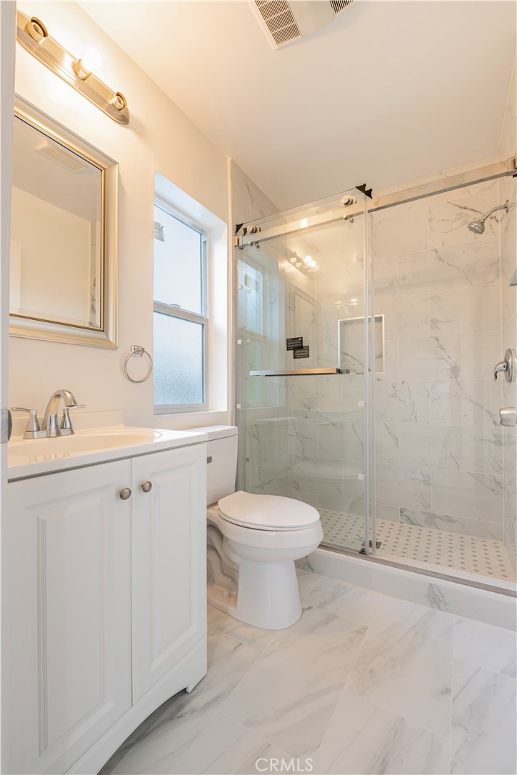 San Dimas Condo: 220 East 4th Street