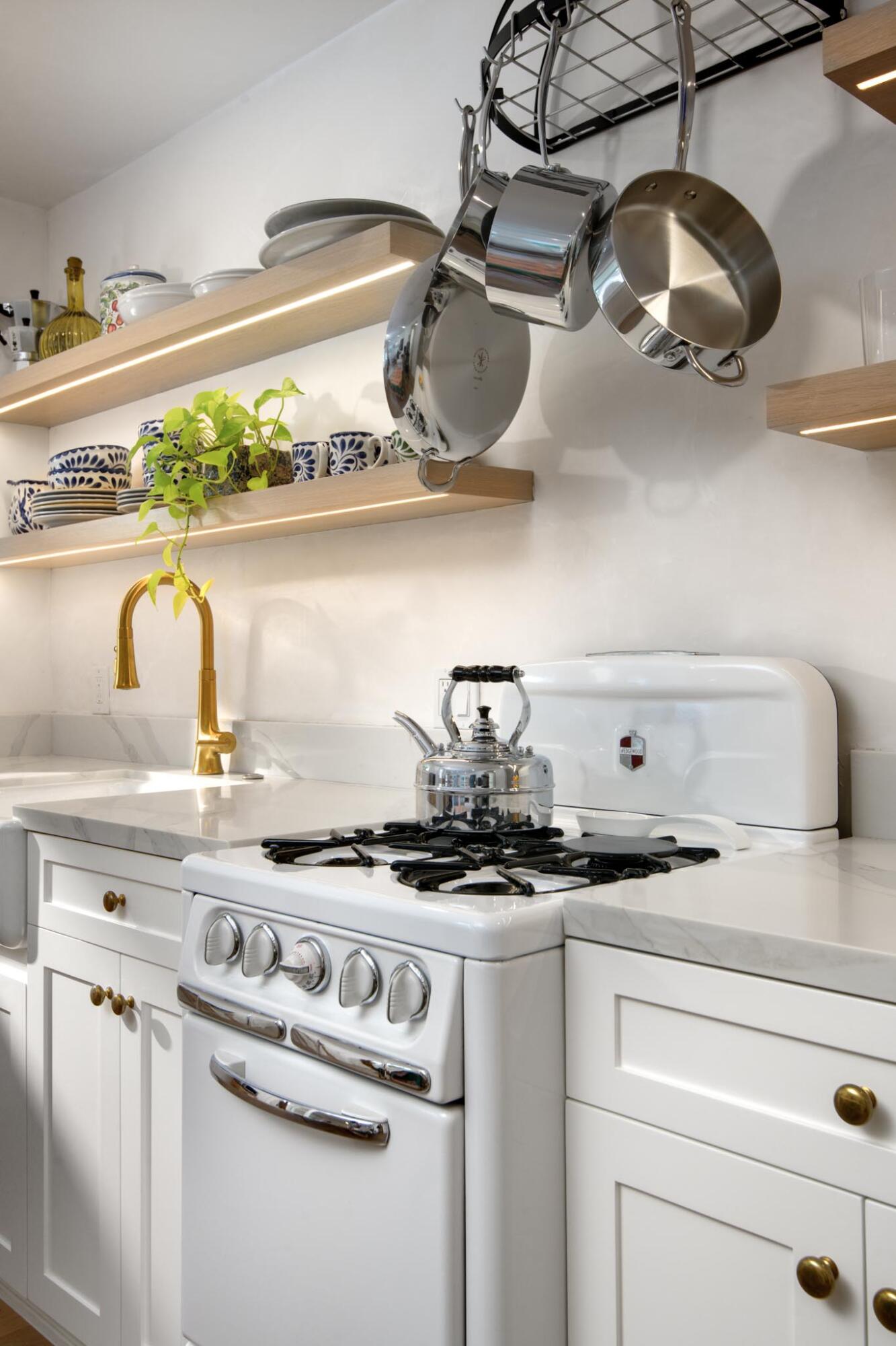 Santa Barbara Condo: 1703 Chapala Street