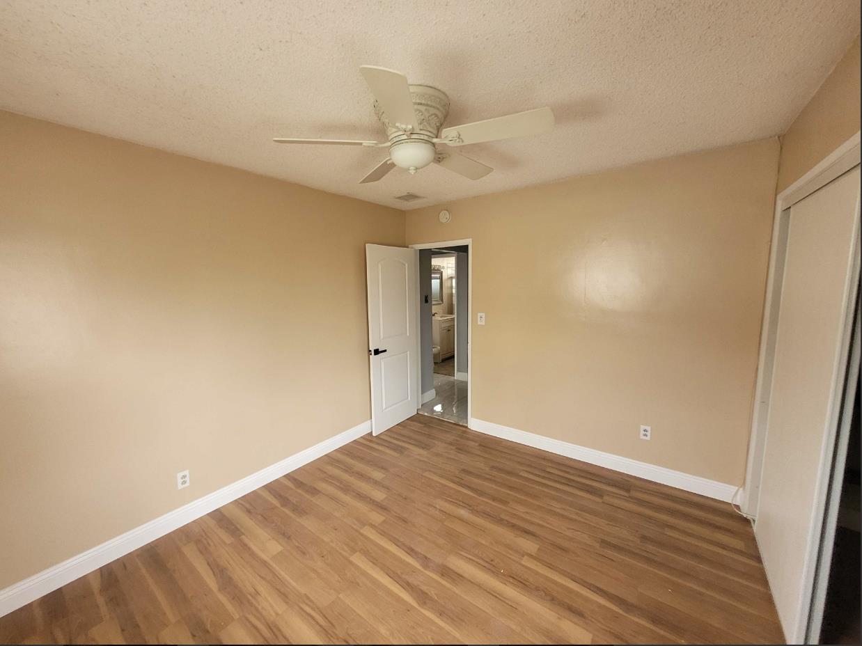 Norwalk Condo: 15515 Harvest Avenue