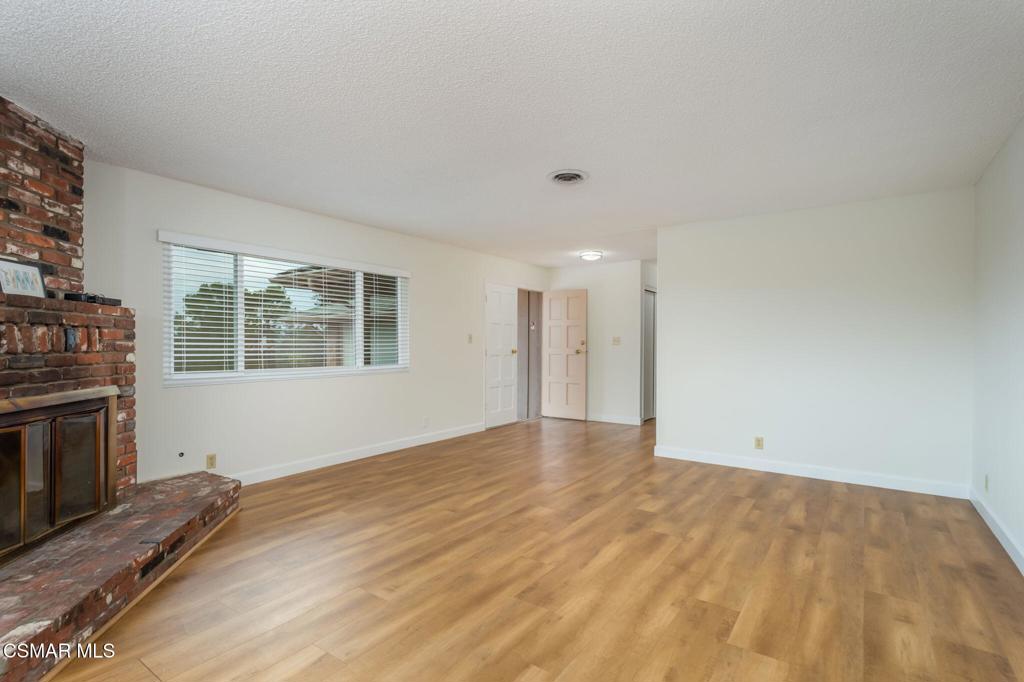 Newbury Park Condo: 130 Chisholm Trail