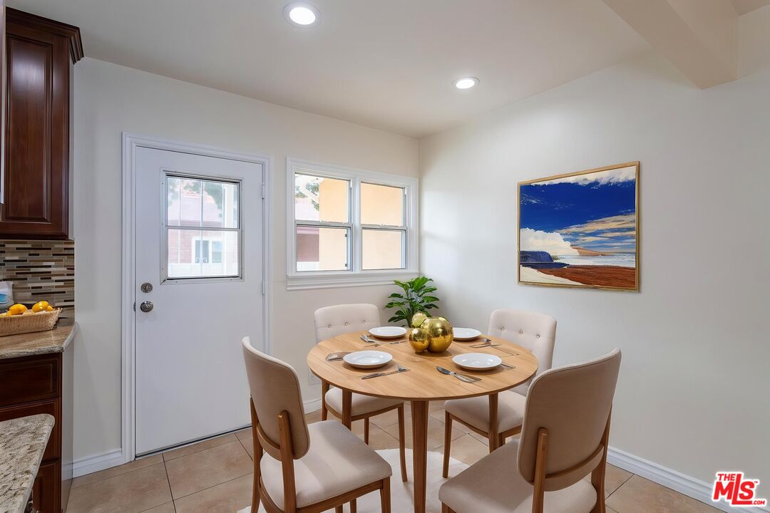 Glendale Condo: 200 West Palmer Avenue