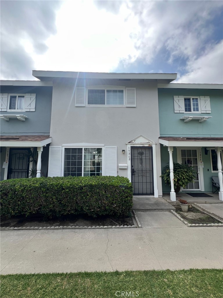 Huntington Beach Condo: 19868 Berkshire Lane