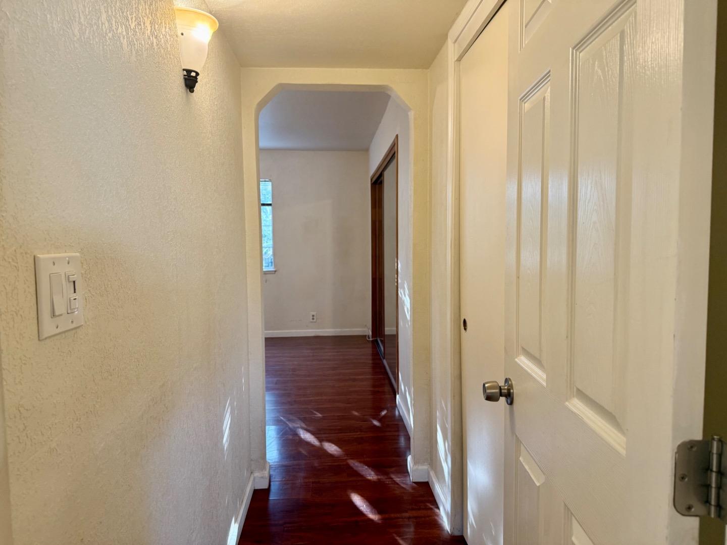Milpitas Condo: 99 Alton Street