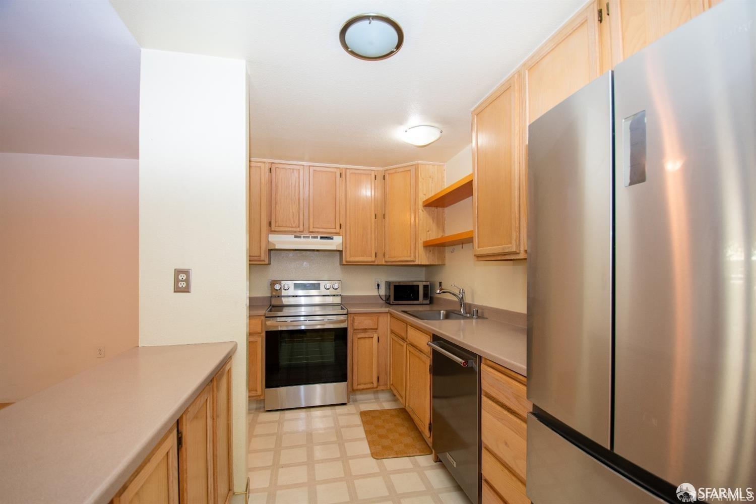 San Francisco Condo: 2225 23rd Street
