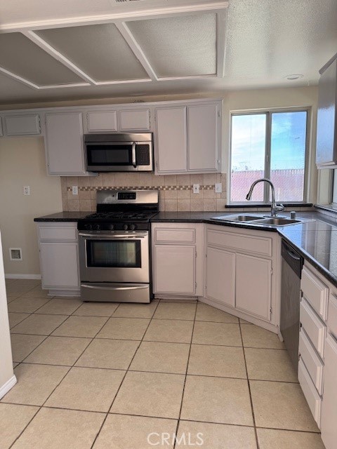 California City Condo: 6832 Quezon Avenue