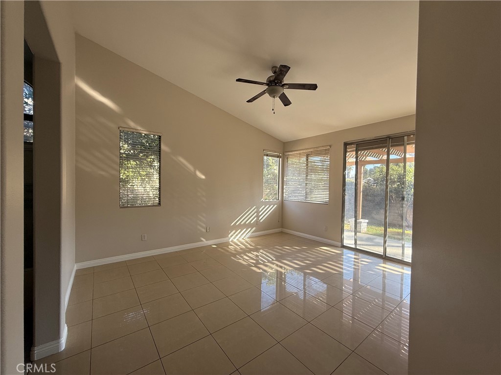 Glendora Condo: 1580 Manor Lane