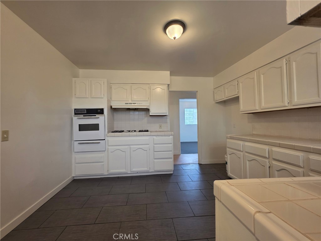Compton Condo: 220 South Pannes Avenue