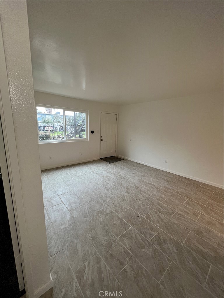 Fresno Condo: 136 West Saginaw Way