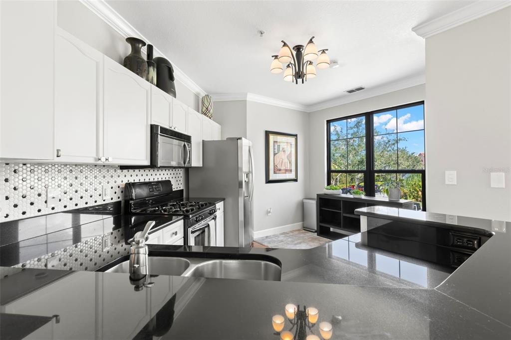 Clearwater Condo: 2746 Via Tivoli