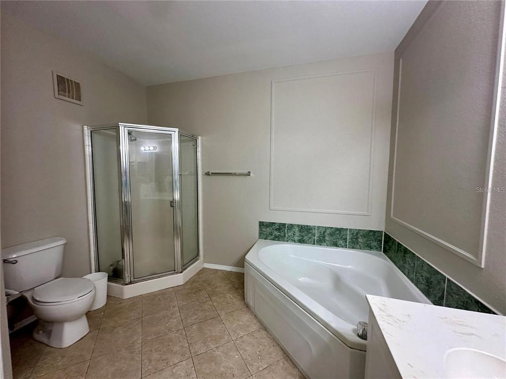 Clearwater Condo: 2730 Via Tivoli