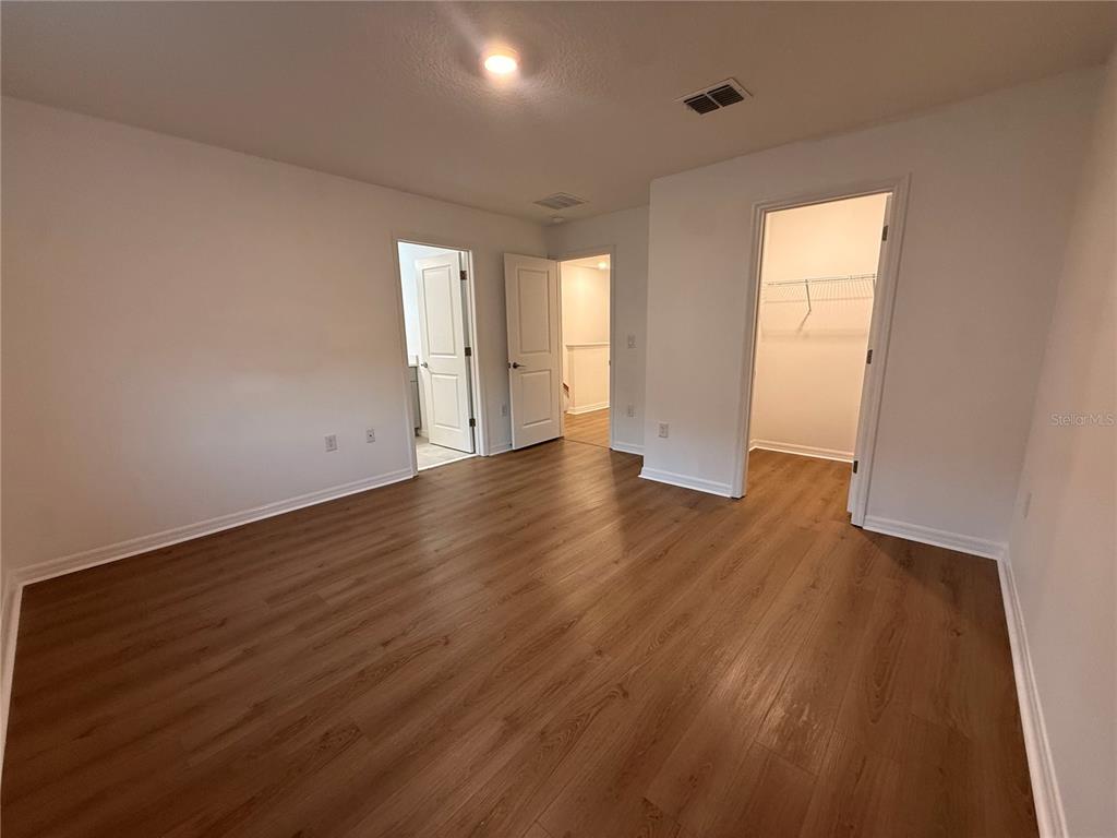 Davenport Condo: 2906 Canary Avenue