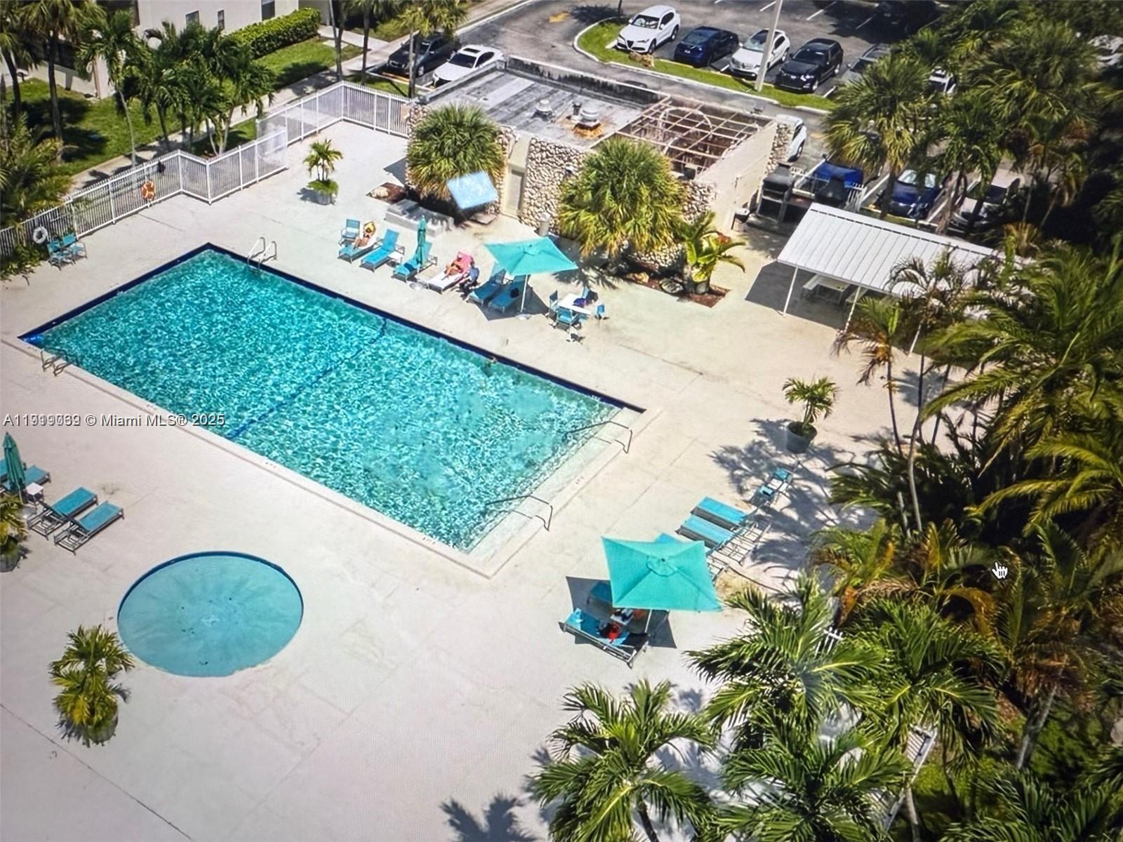 Aventura Condo: 20200 West Country Club Drive