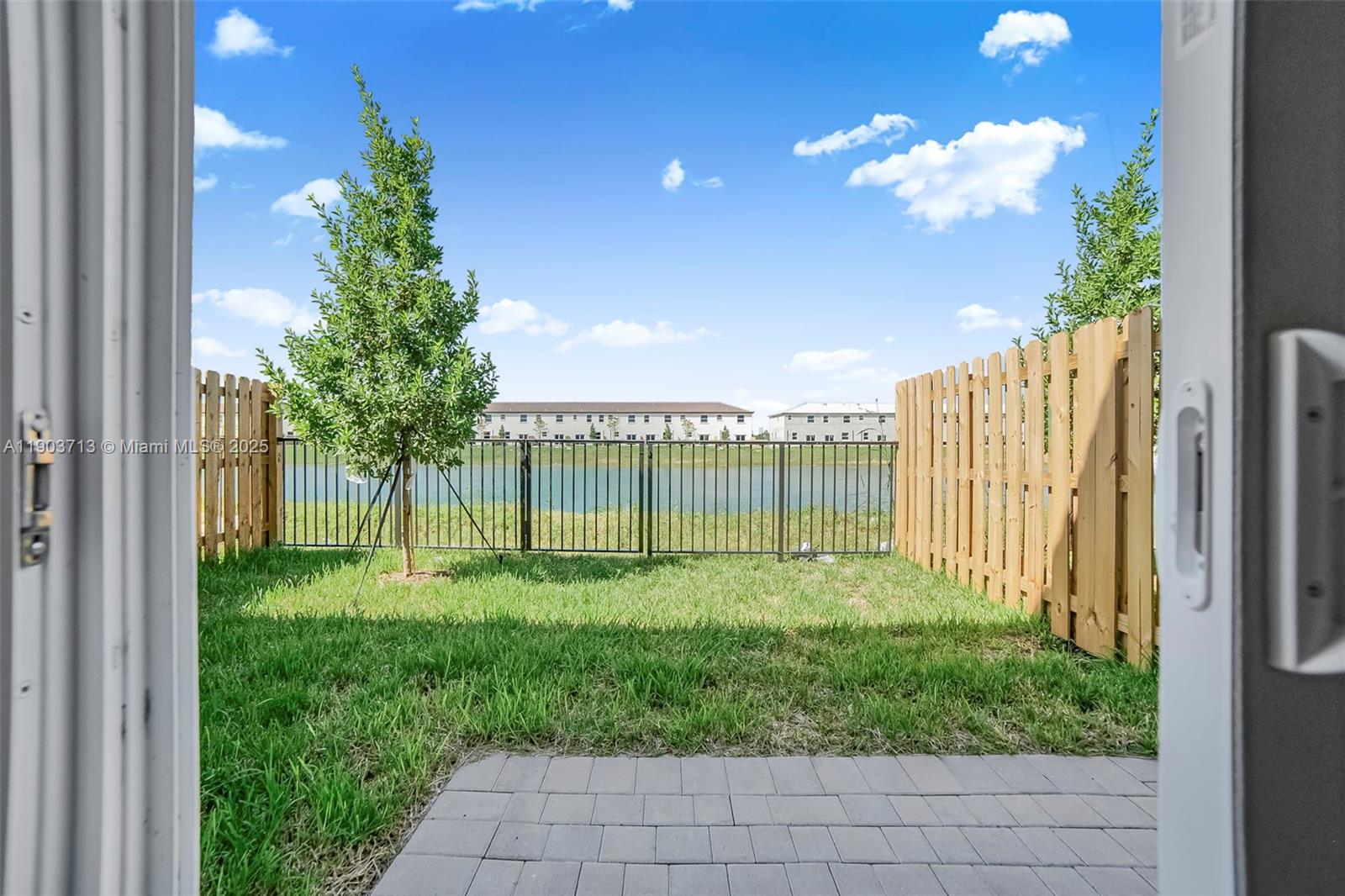 Homestead Condo: 2748 Southeast 26th Avenue