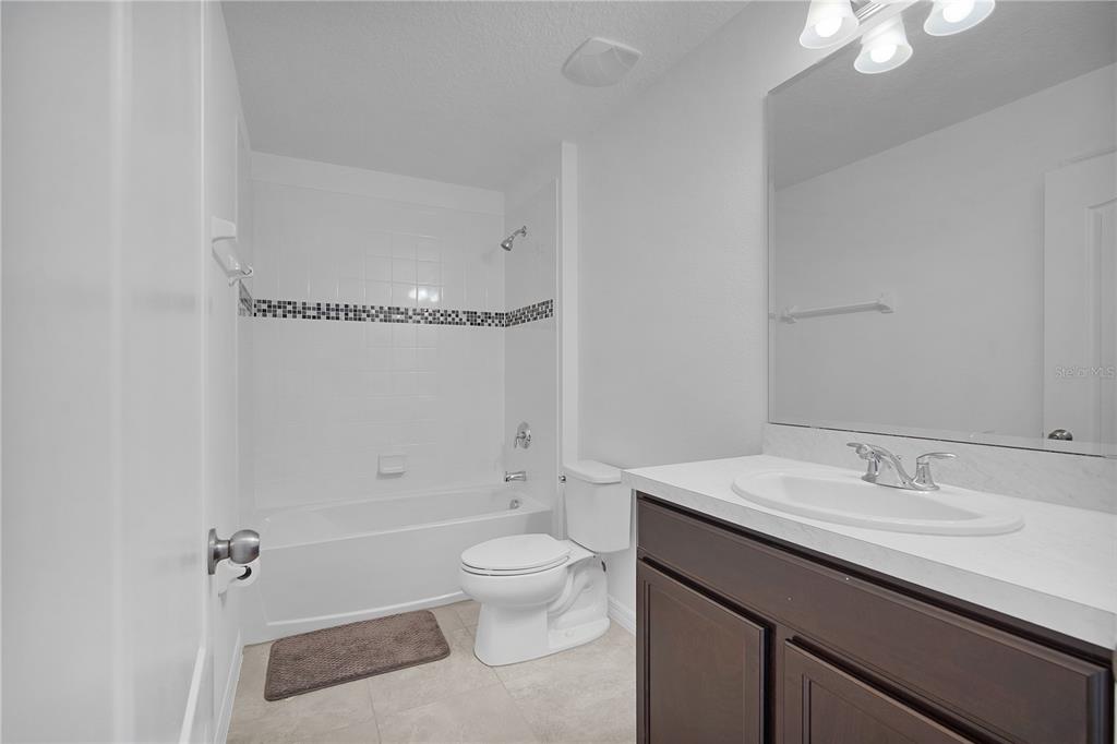 Davenport Condo: 110 Claire Lane