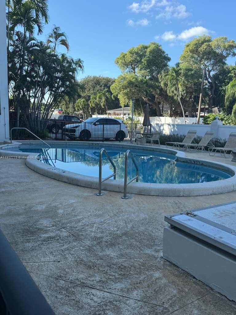 Fort Lauderdale Condo: 6200 Northeast 22nd Way