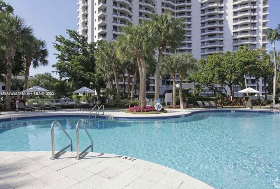 Aventura Condo: 3300 Northeast 191st Street