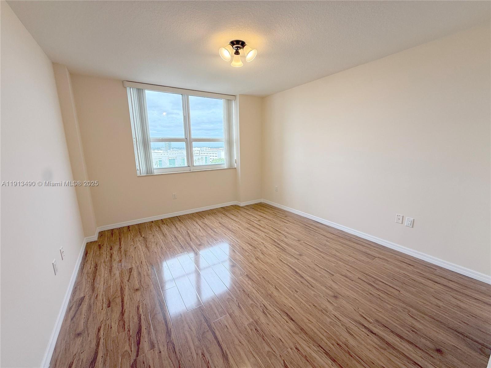 Aventura Condo: 19501 West Country Club Drive