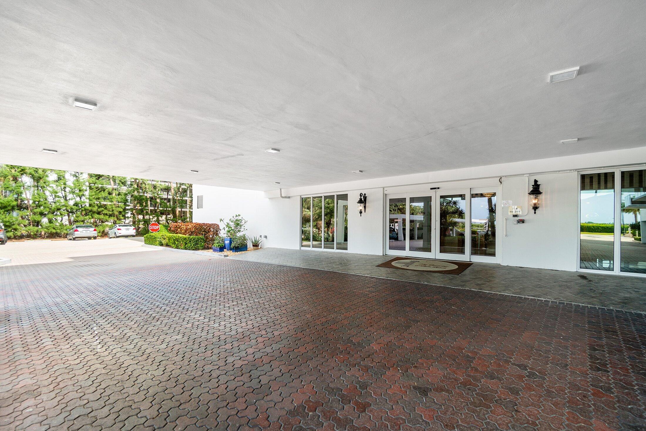 Palm Beach Condo: 3450 South Ocean Boulevard