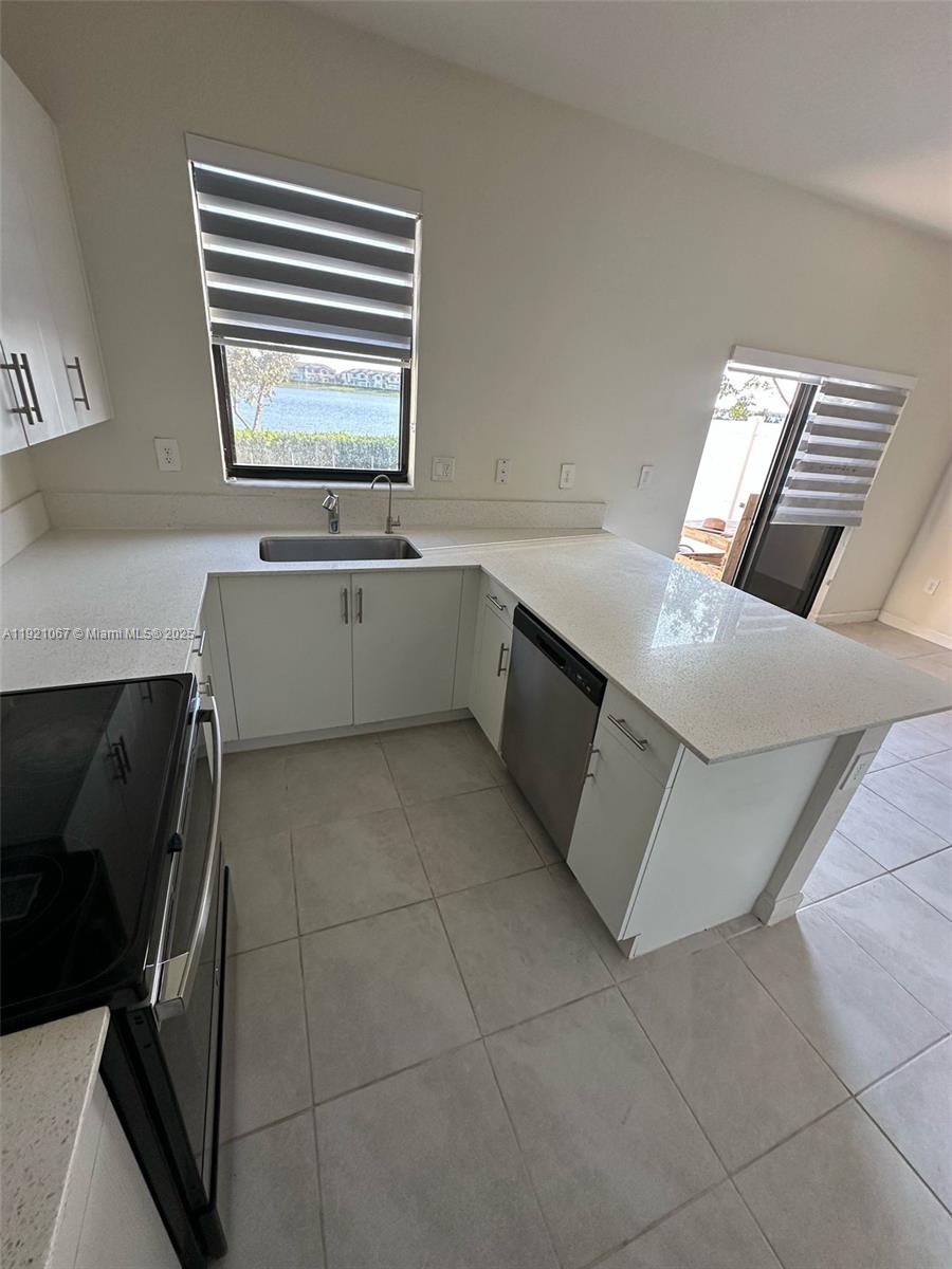 Hialeah Condo: 3302 West 114th Terrace