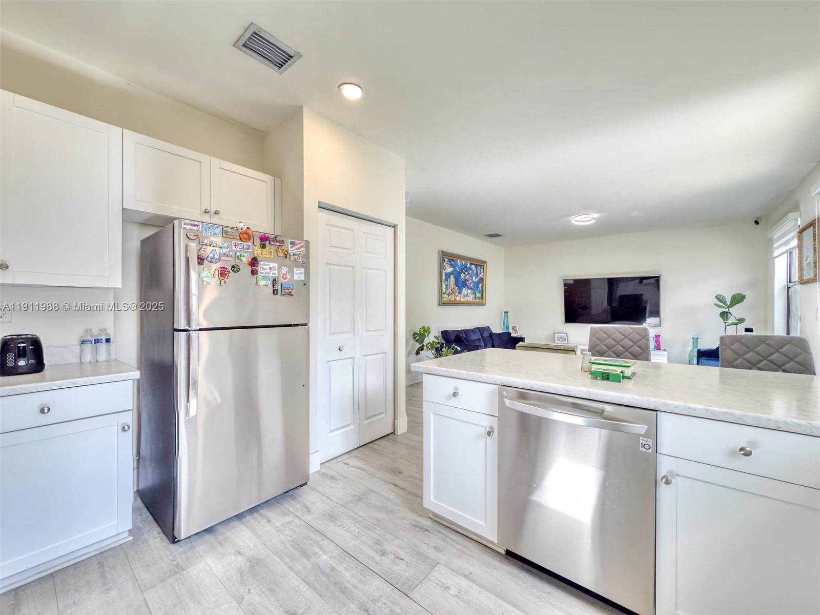 Hialeah Condo: 10583 West 35th Way