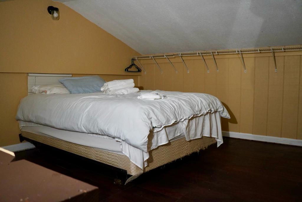 Loxahatchee Condo: 2880 B (barn Apt) Road