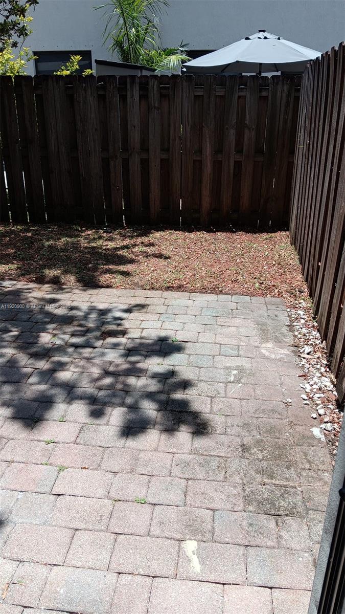 Hialeah Condo: 8904 West 35th Lane