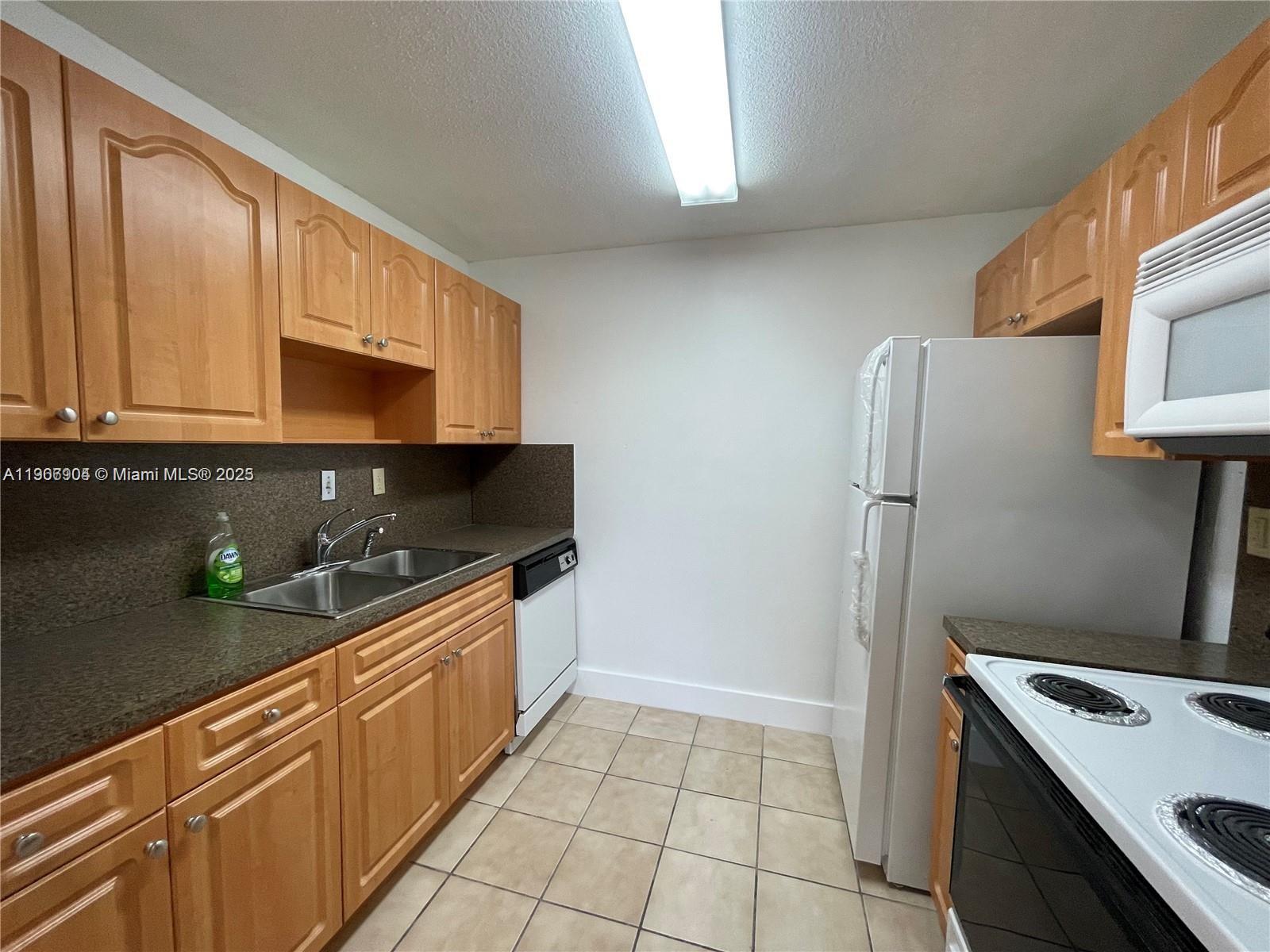 Hialeah Condo: 4670 West 13th Lane
