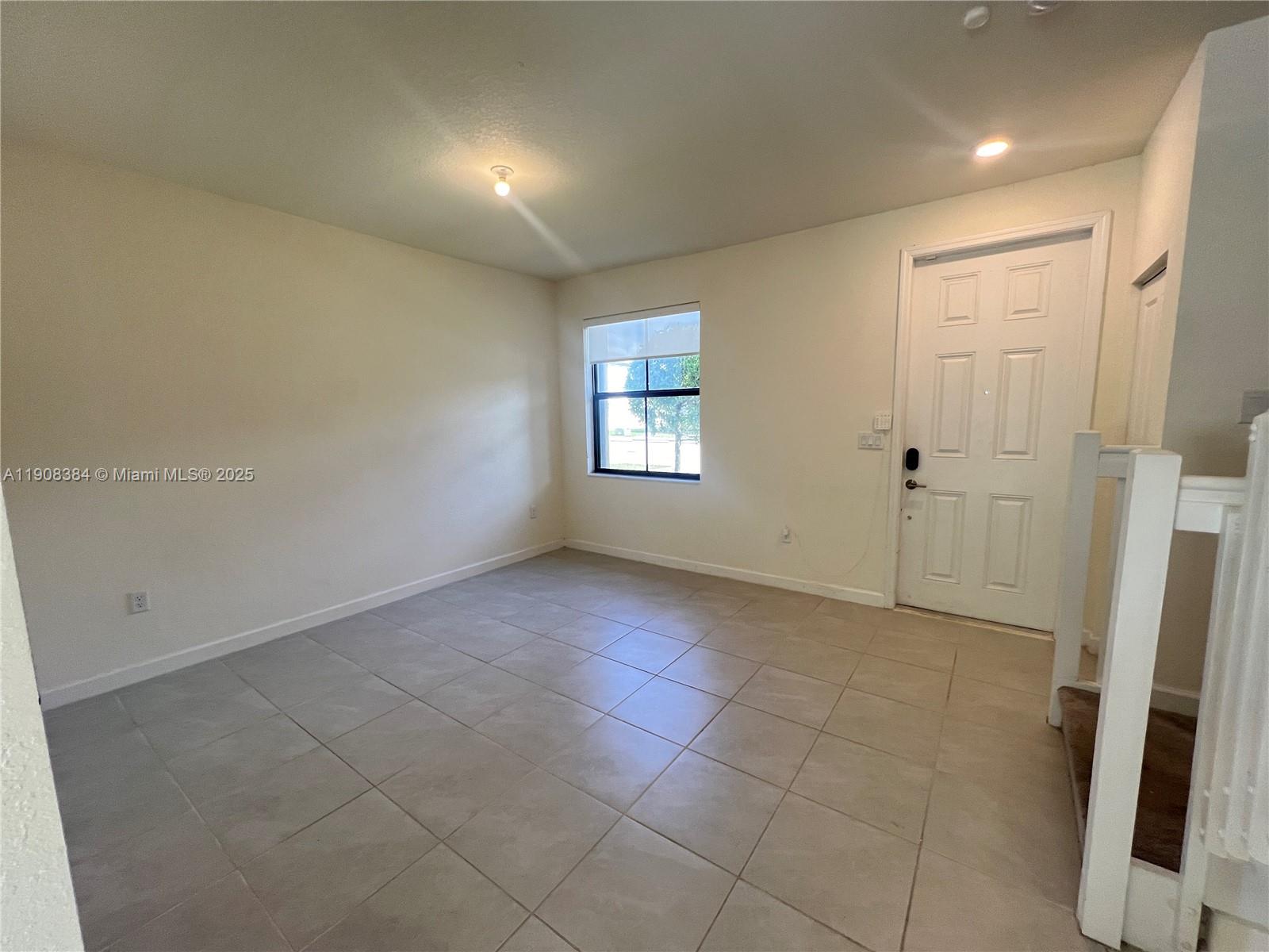 Hialeah Condo: 11080 West 32nd Lane