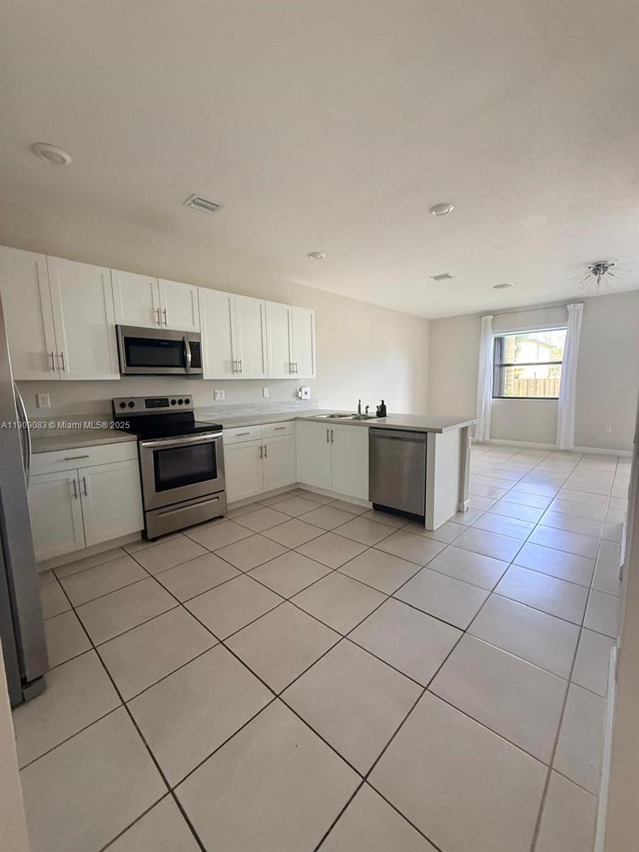 Miami Condo: 12715 Southwest 230th Terrace