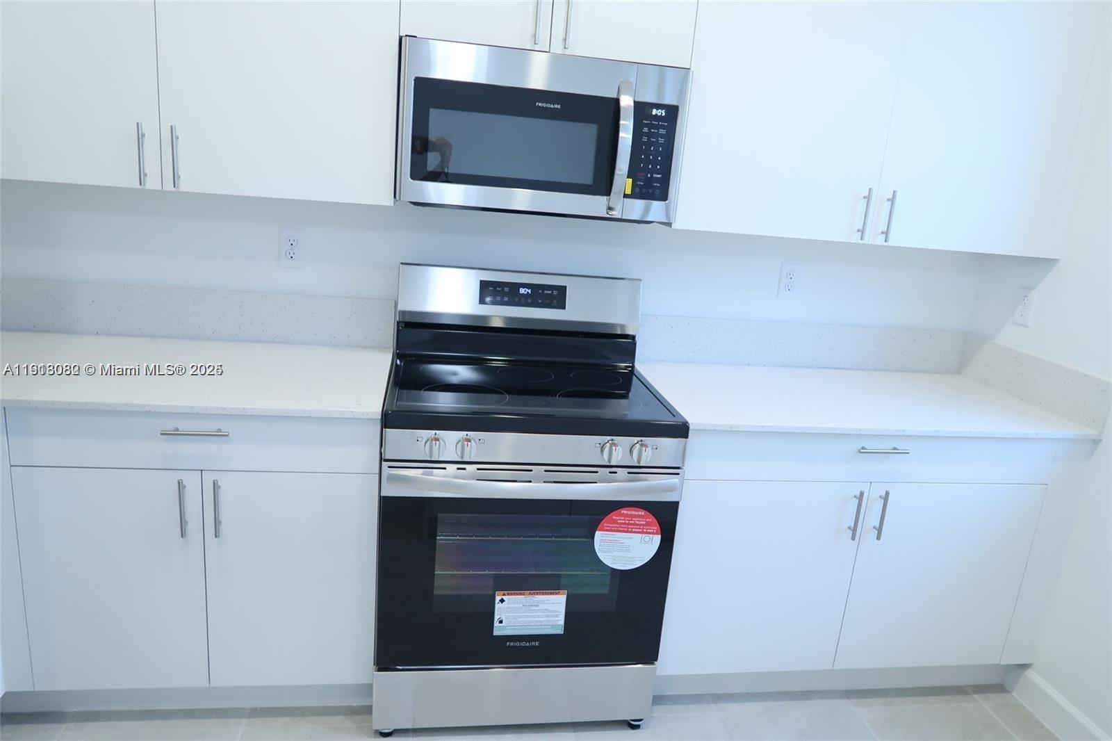 Miami Condo: 12946 Southwest 231st Street