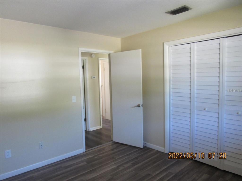 Wildwood Condo: 722 North Warfield Avenue