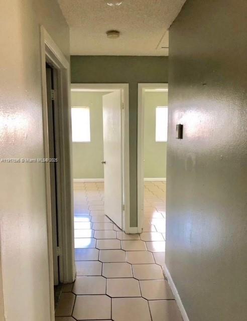 Miami Condo: Sweetwater