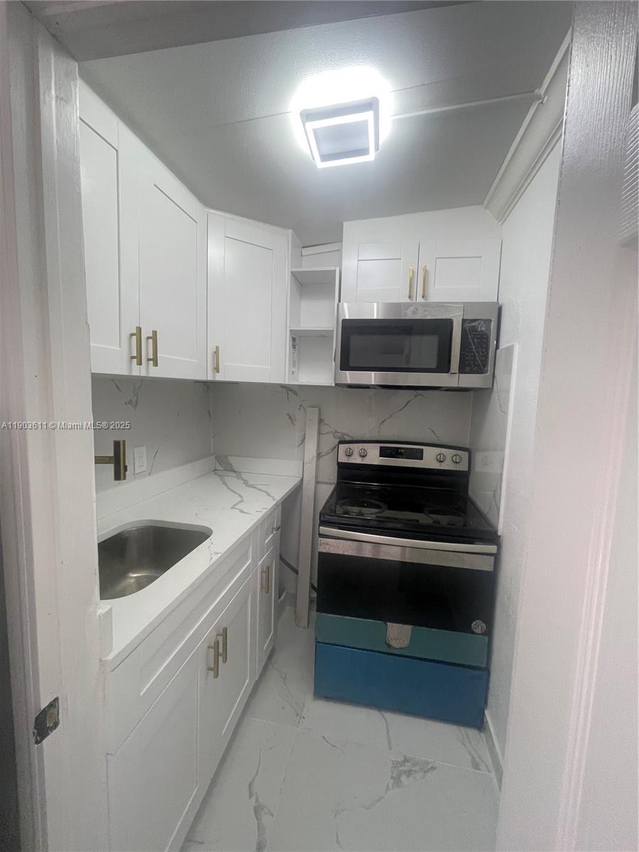 Miami Gardens Condo: 730 Northwest 177th Terrace