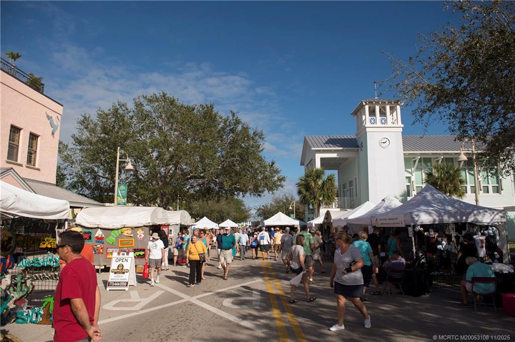 Stuart Condo: 813 East 13th Street