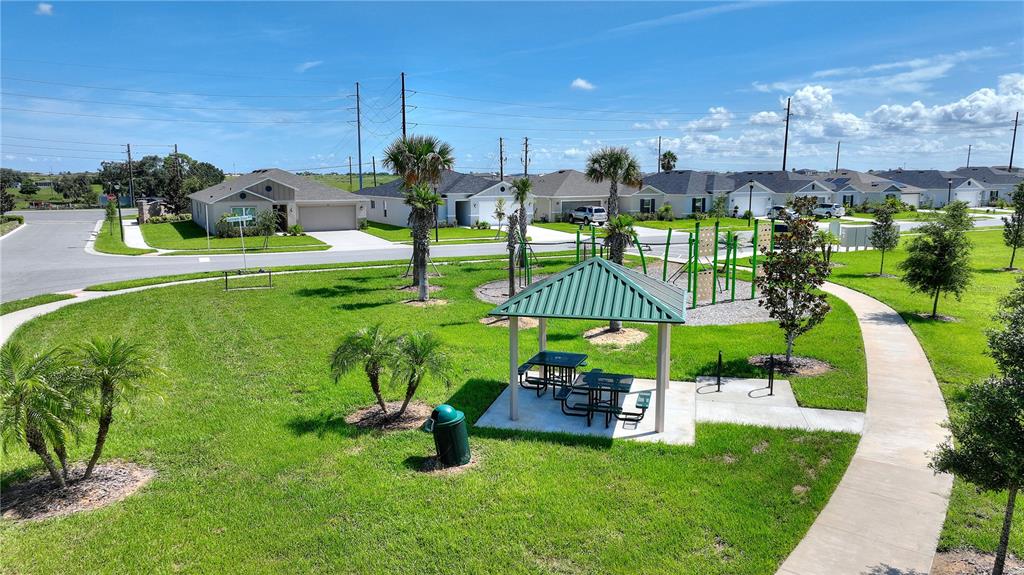Haines City Condo: 305 Summer Grv Way