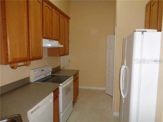 Kissimmee Condo: 675 Bluebill Court