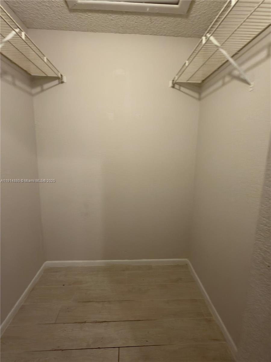 Oakland Park Condo: 2831 North Oakland Forest Drive