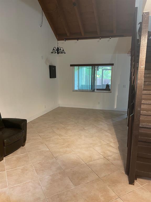 Dania Beach Condo: 191 Northeast 6th Court